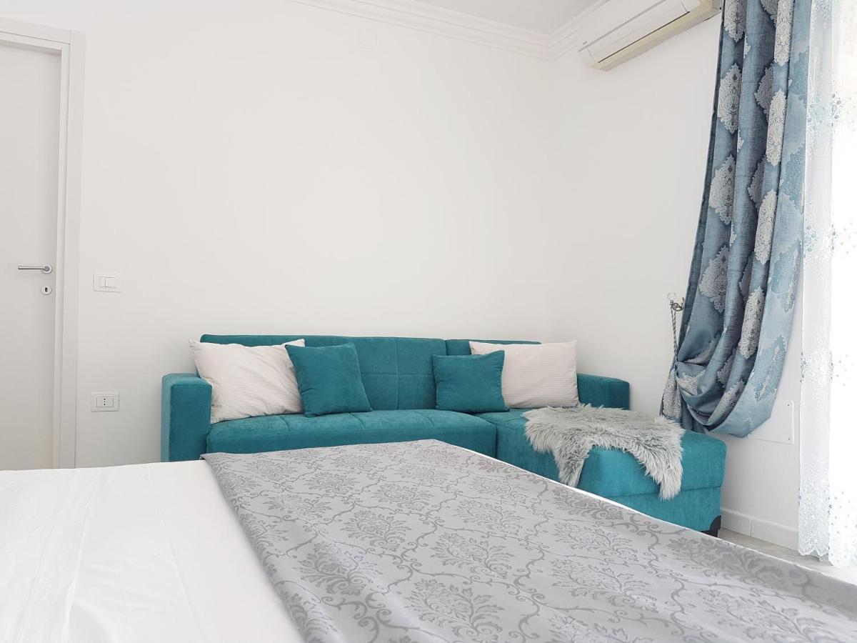 Apartmán Blue Diamond Parghelia Exteriér fotografie