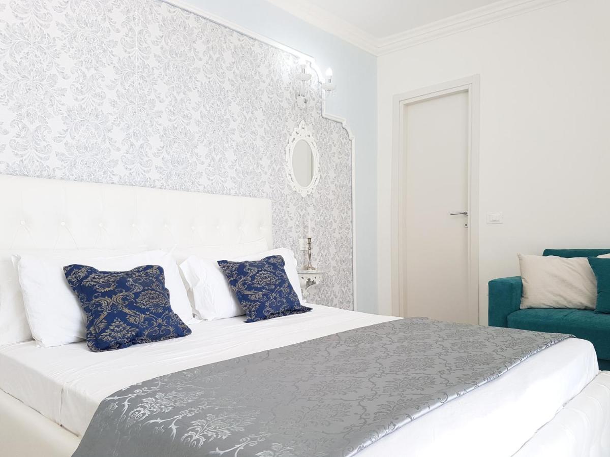 Apartmán Blue Diamond Parghelia Exteriér fotografie