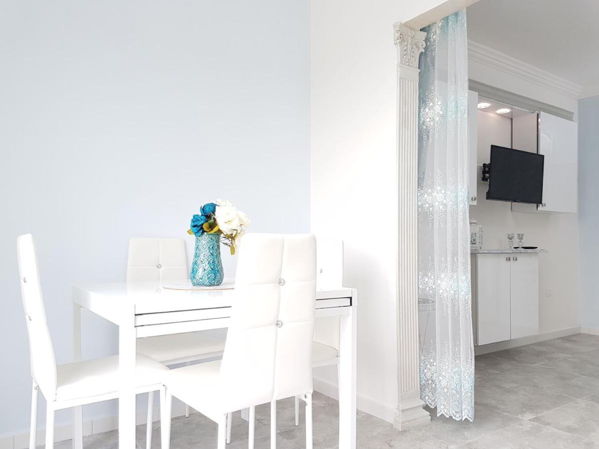 Apartmán Blue Diamond Parghelia Exteriér fotografie