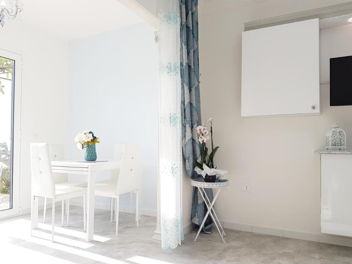 Apartmán Blue Diamond Parghelia Exteriér fotografie