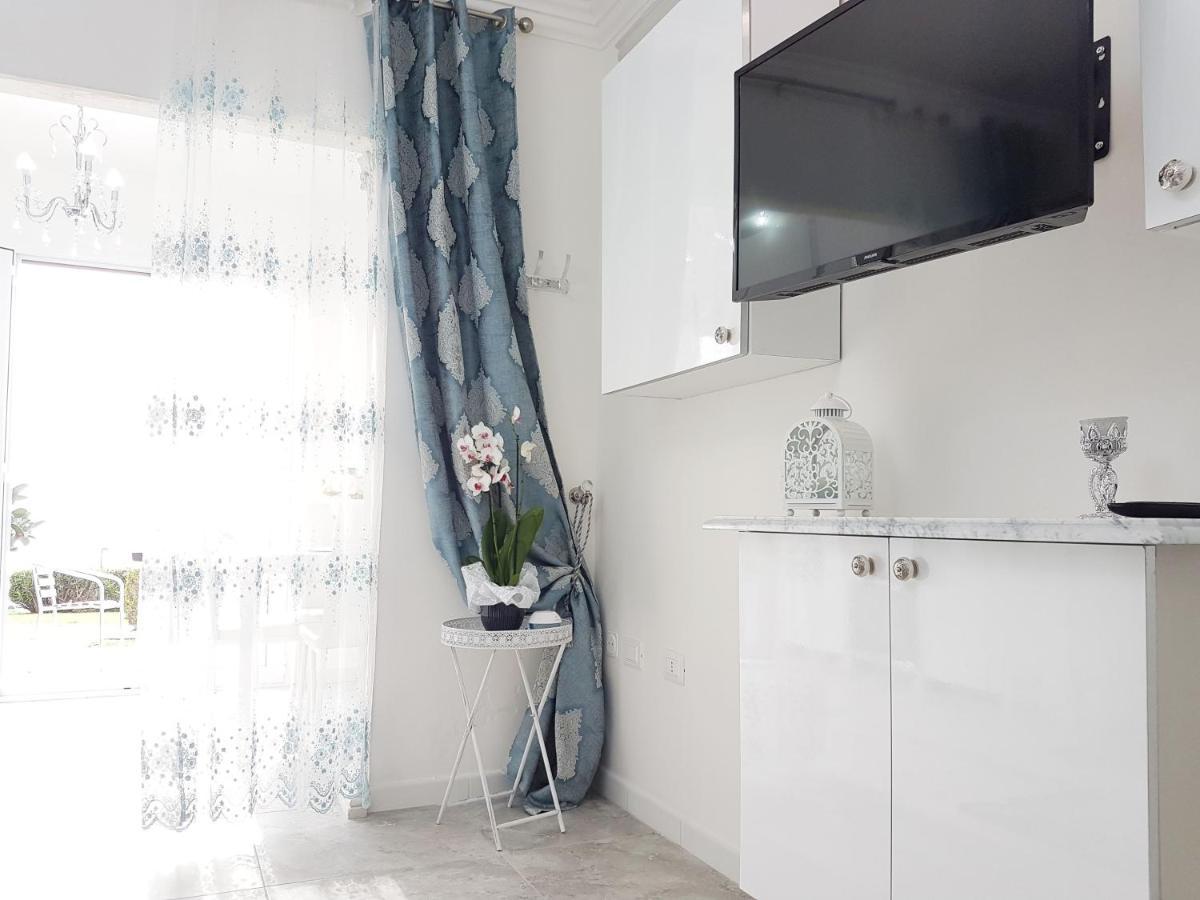 Apartmán Blue Diamond Parghelia Exteriér fotografie
