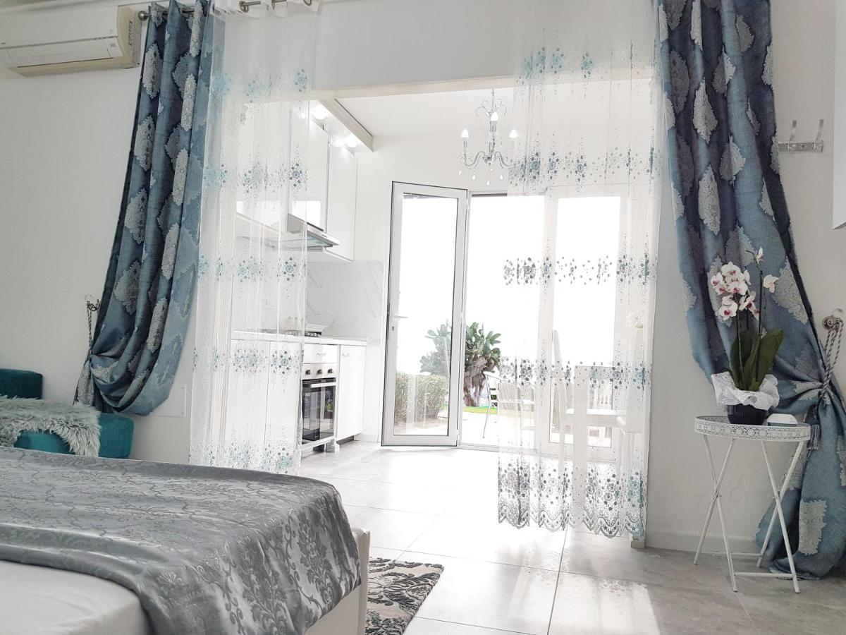 Apartmán Blue Diamond Parghelia Exteriér fotografie