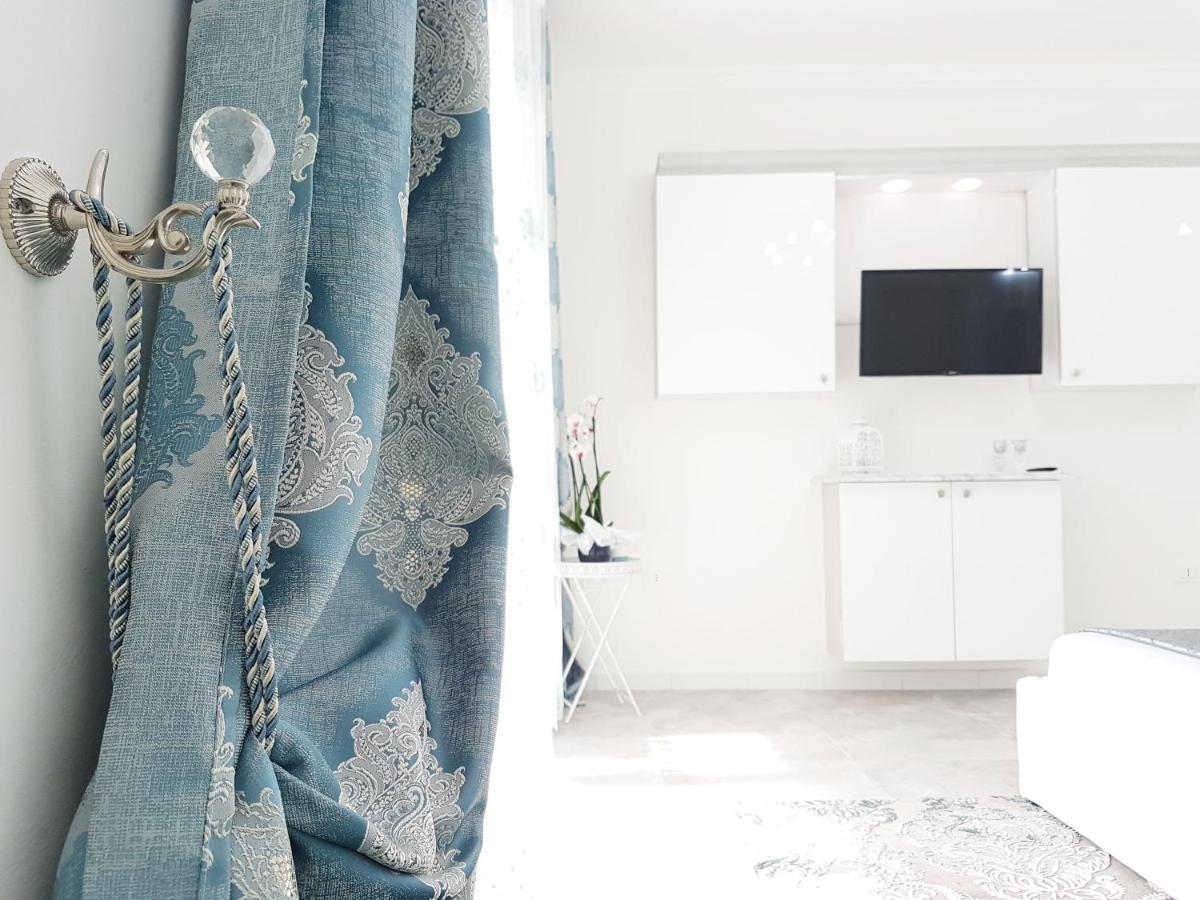 Apartmán Blue Diamond Parghelia Exteriér fotografie